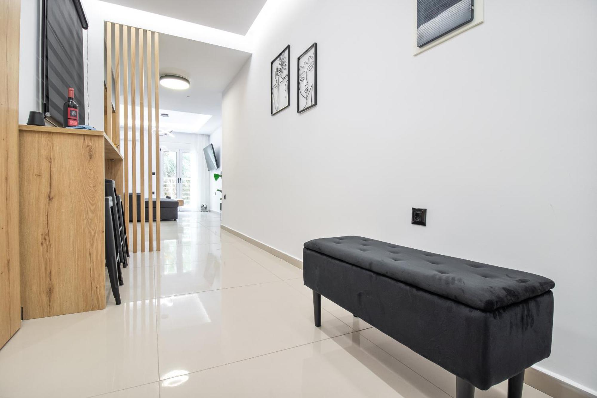New Luxury Apartment Near Center With Garden View Bendevís Eksteriør billede