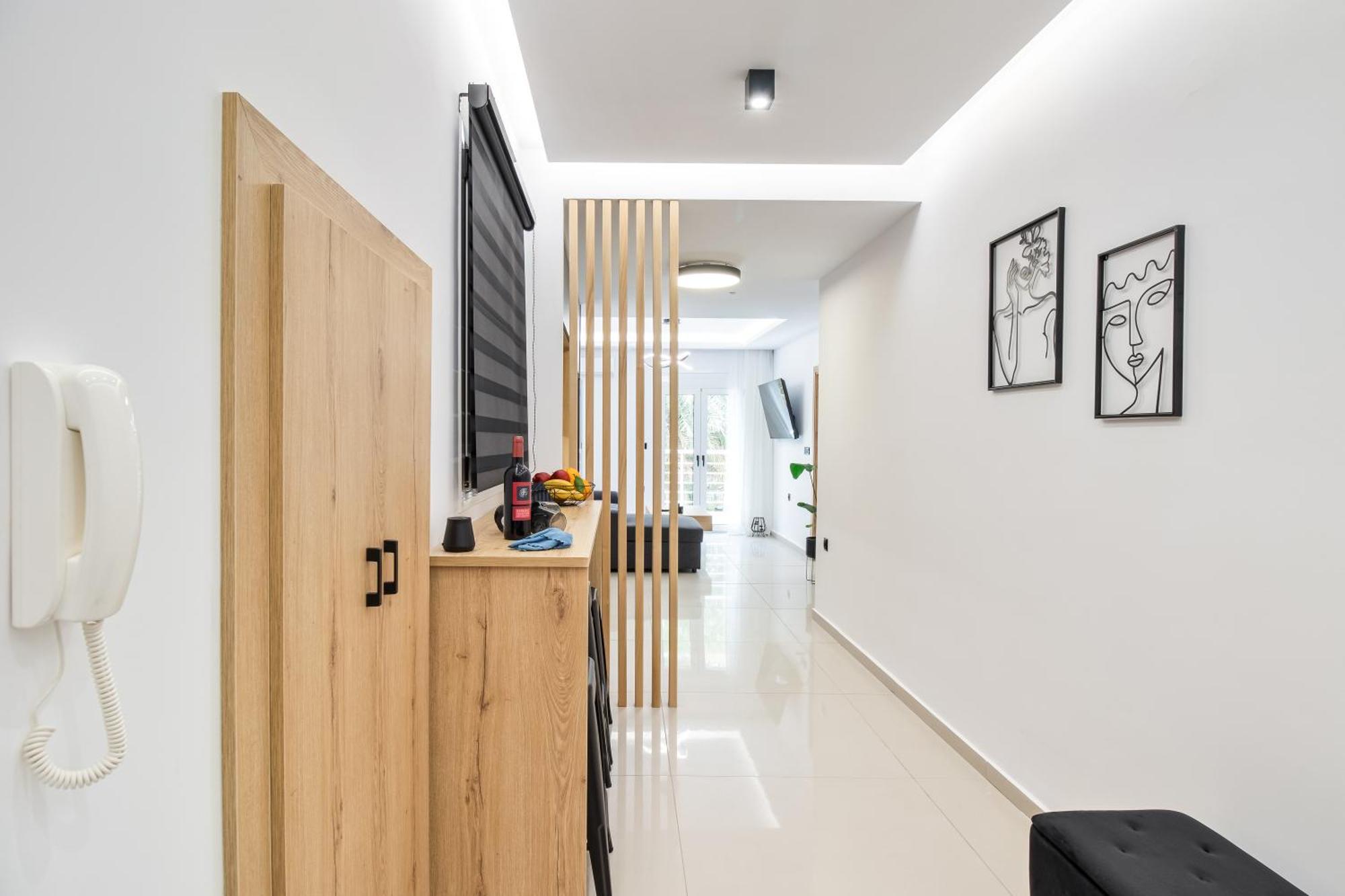 New Luxury Apartment Near Center With Garden View Bendevís Eksteriør billede
