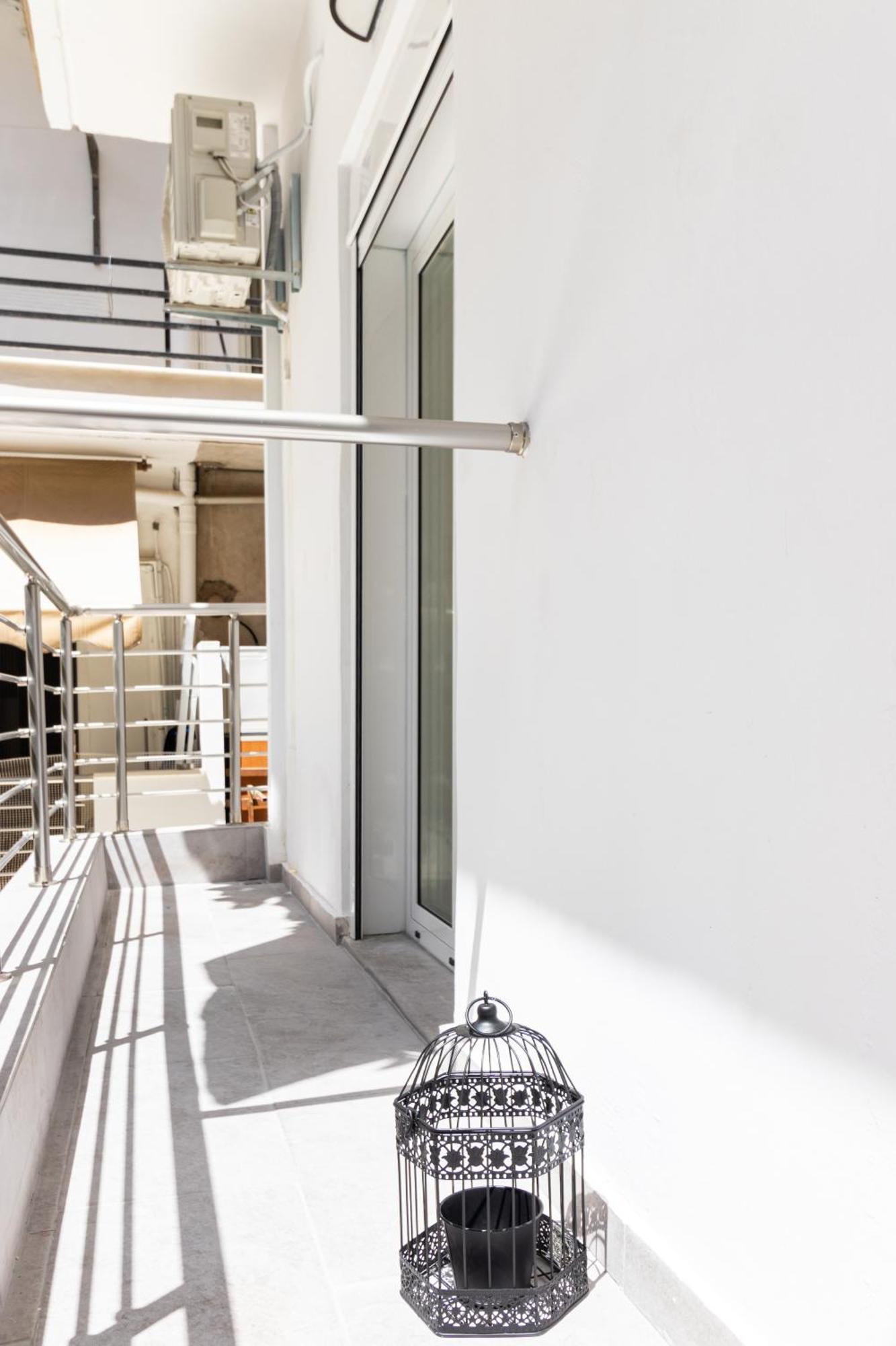 New Luxury Apartment Near Center With Garden View Bendevís Eksteriør billede
