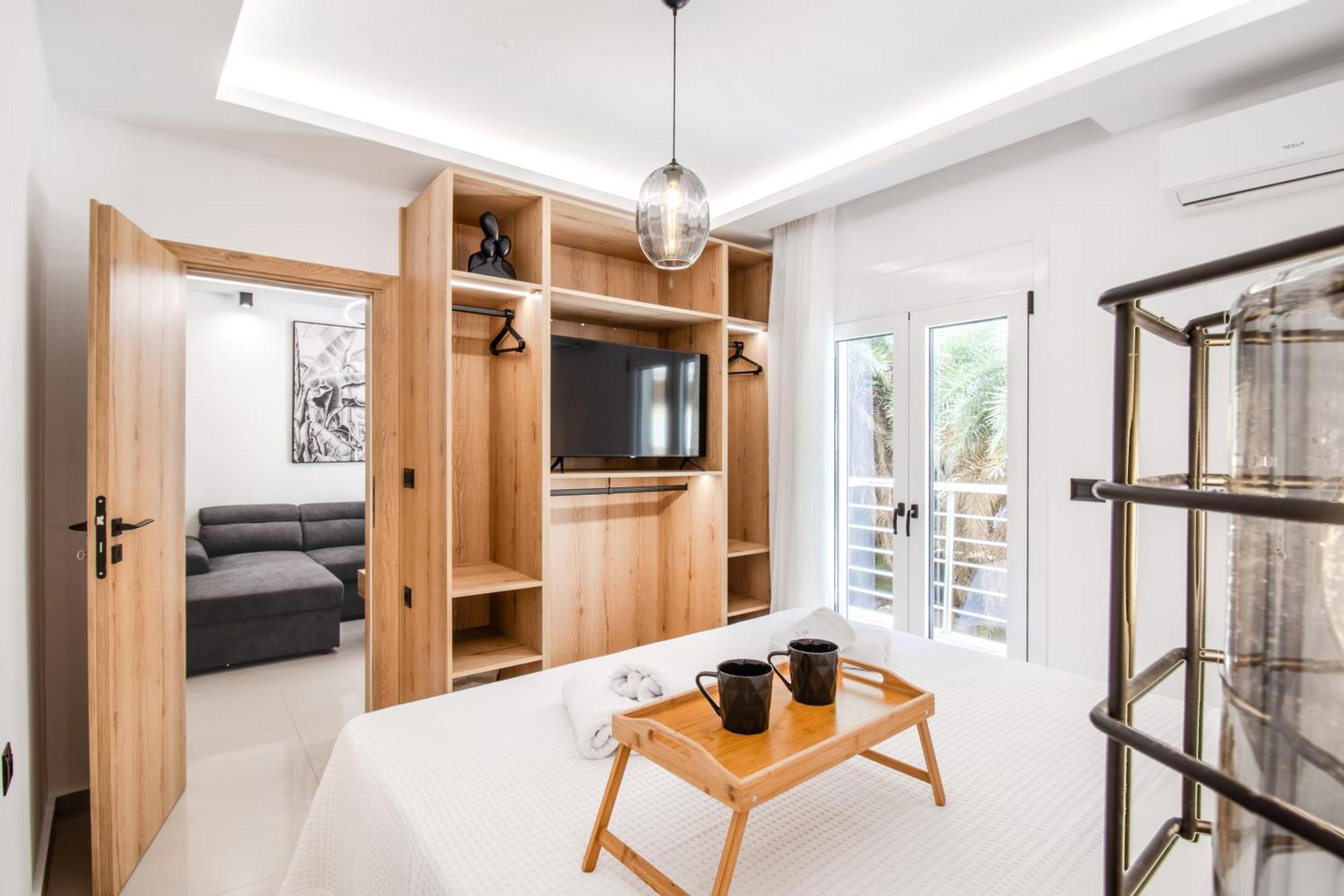 New Luxury Apartment Near Center With Garden View Bendevís Eksteriør billede